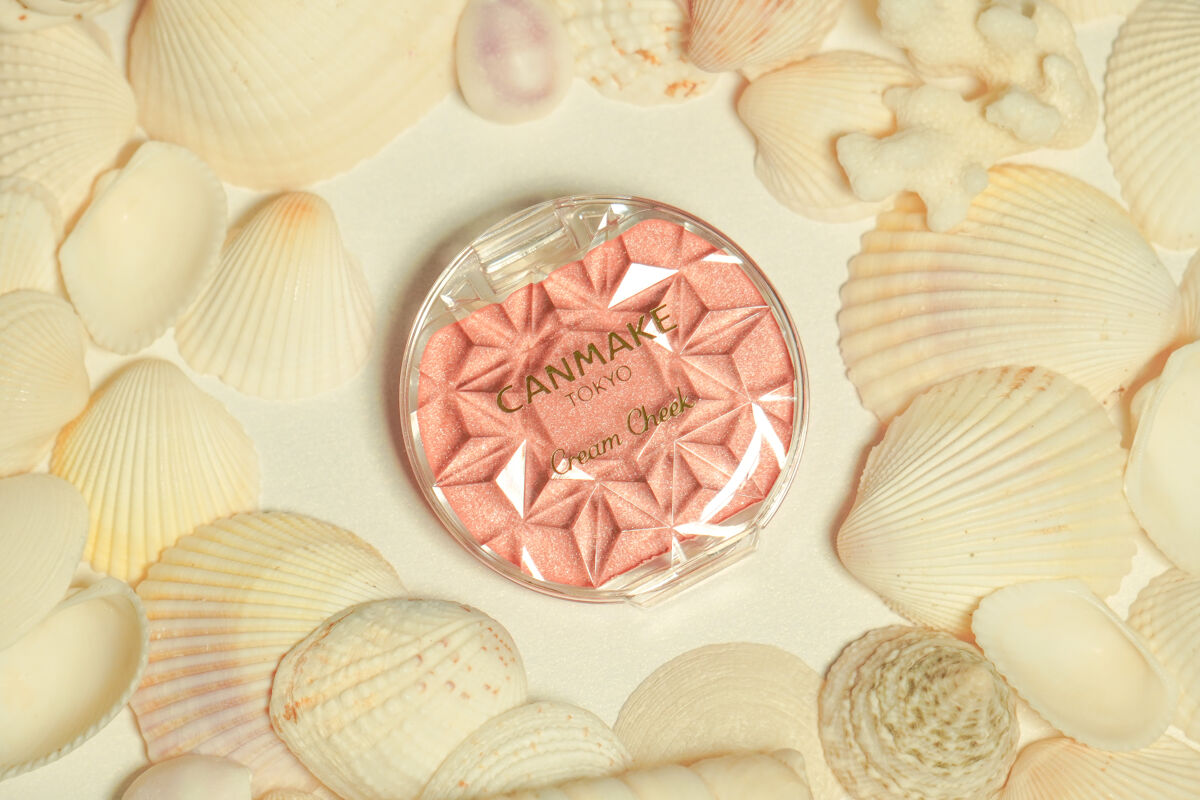 【先行お試し♥】むにゅっとした質感の生チークに限定色！（1枚目）