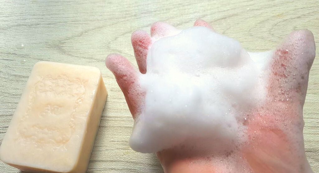 薔薇はちみつ石鹸/麗凍化粧品/洗顔石鹸を使ったクチコミ(2枚目)