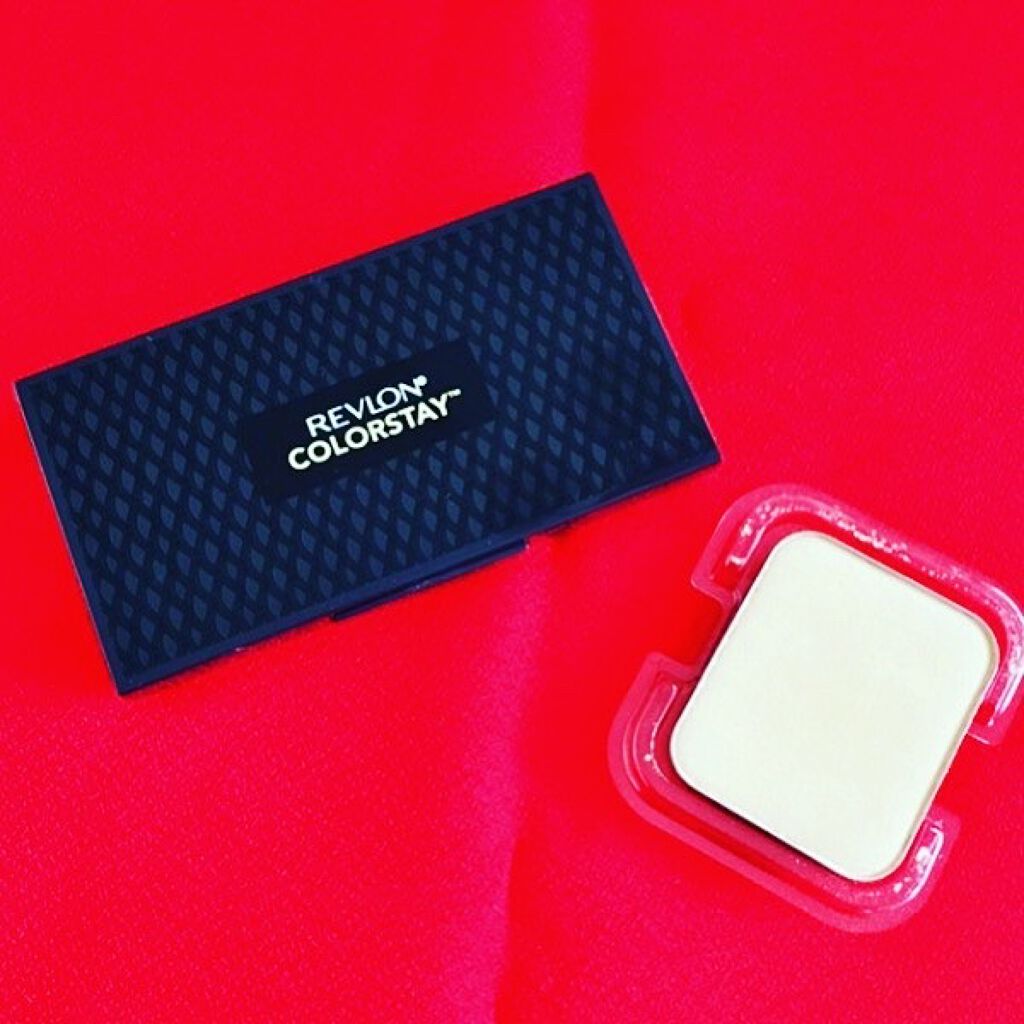  カラーステイ ロングウェア UV パウダー ファンデーション/REVLON/パウダーファンデーションを使ったクチコミ（3枚目）