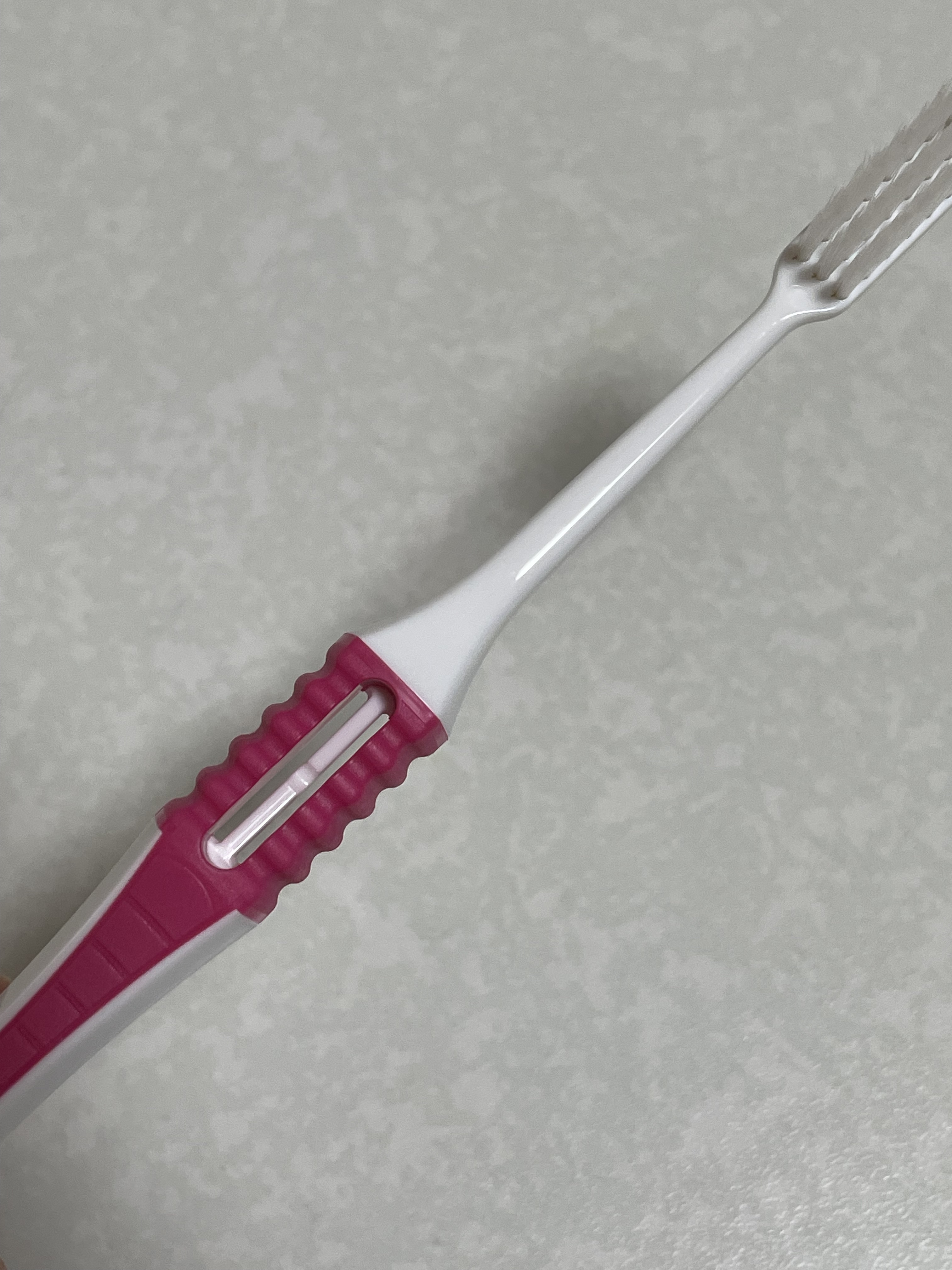 クリニカPRO歯ブラシ 超コンパクト/クリニカ/歯ブラシを使ったクチコミ（2枚目）