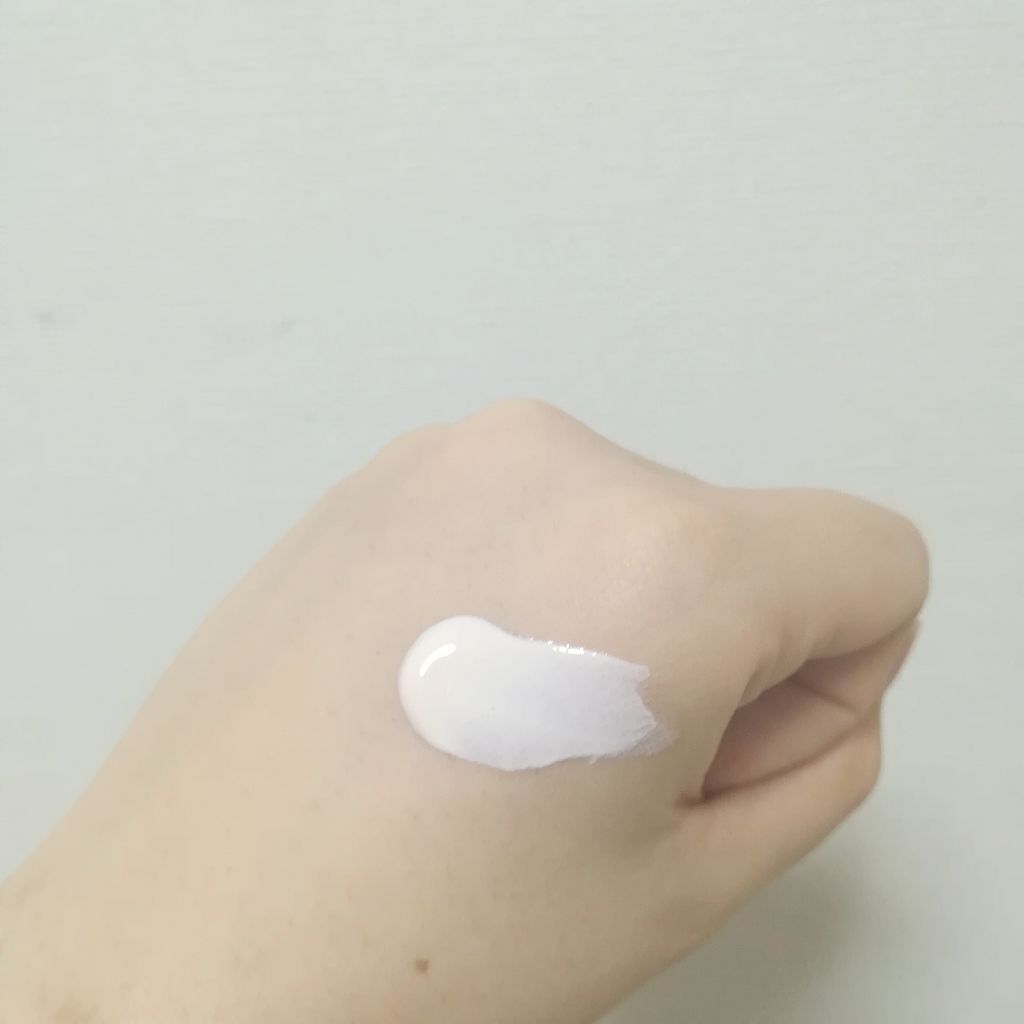 プレミアムトマト ブライトニング フィニッシャー/SKINFOOD/化粧下地を使ったクチコミ（2枚目）