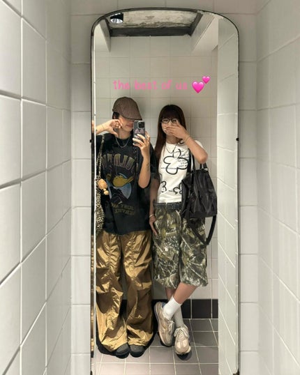 ひとみ on LIPS 「3人の友情はとても楽しい#コーデ#韓国ファッション#韓国雑貨#..」(5枚目)