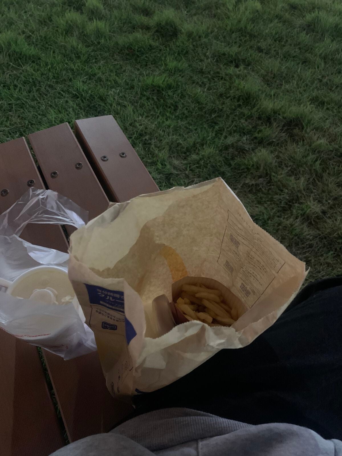 ニキビ跡消えろ on LIPS 「9月21日ニキビ跡日記#ニキビ_ニキビ跡#にきび#ベピオゲル#..」(1枚目)