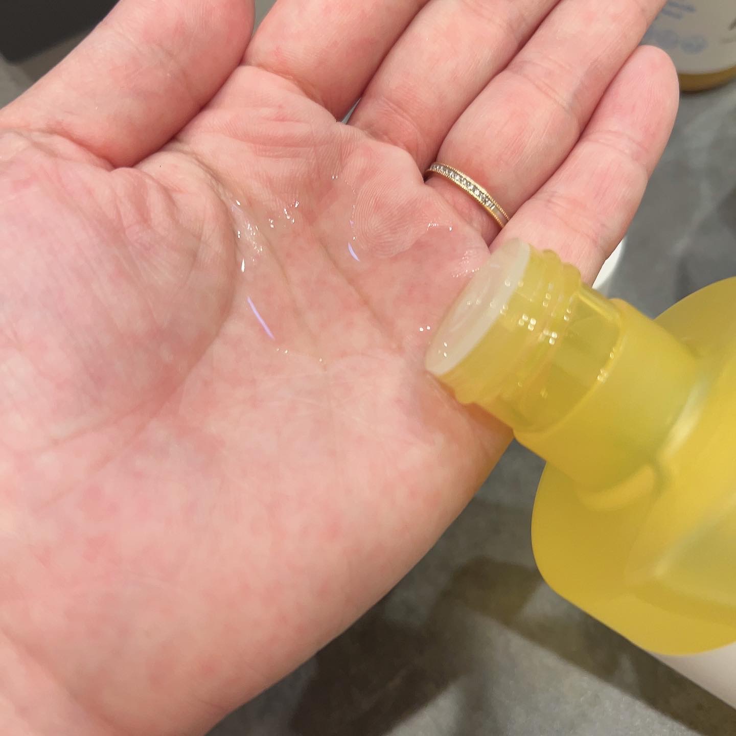 ビタプル リペアアクアリージェルクリーム/VITAPURU/フェイスクリームを使ったクチコミ（2枚目）