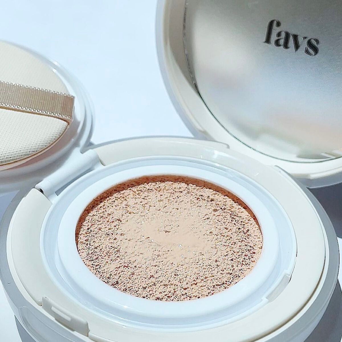 カーミンググロウアップクッションファンデーション/favs/リキッドファンデーションを使ったクチコミ(2枚目)