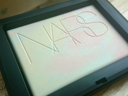 ライトリフレクティング プリズマティックパウダー/NARS/プレストパウダーを使ったクチコミ(1枚目)