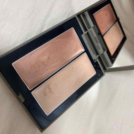 THREE シマリング グロー デュオ/THREE/クリームハイライトを使ったクチコミ(2枚目)