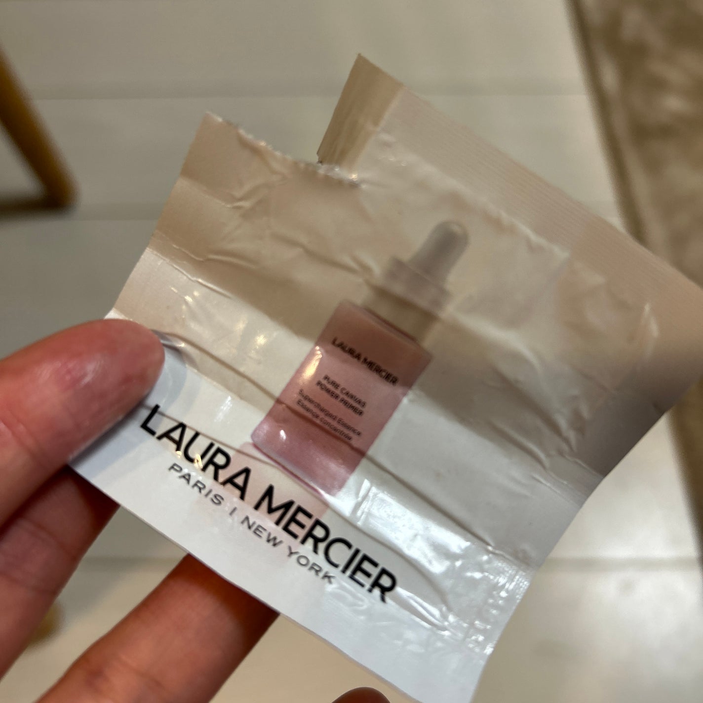 ピュア キャンバス パワー プライマー スーパーチャージド エッセンス/ローラ メルシエ/化粧下地を使ったクチコミ(1枚目)