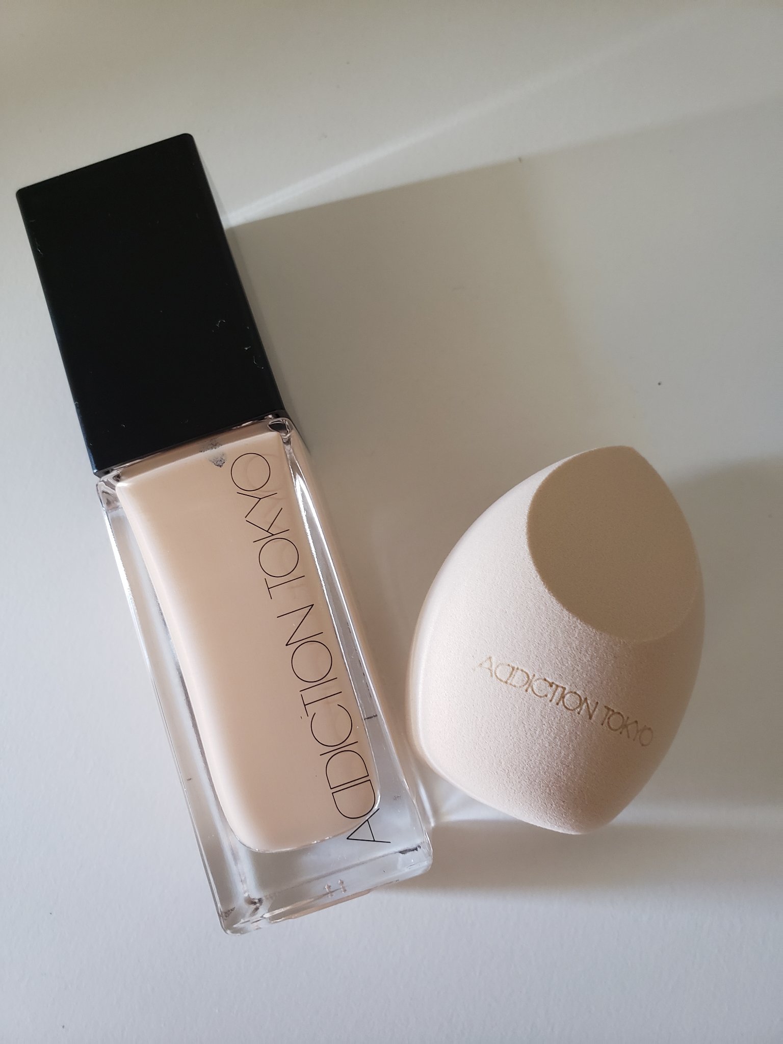 アディクション ザ ファンデーション リフトグロウ 002：ポーセリン ニュートラル/ADDICTION/リキッドファンデーションを使ったクチコミ（1枚目）