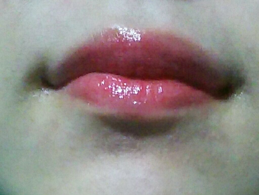 カラージュレリップ/スウィーツ スウィーツ/リップグロスを使ったクチコミ（2枚目）