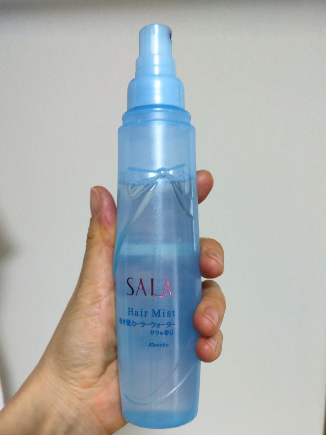 巻き髪カーラーウォーター(サラの香り)/SALA/ヘアミストを使ったクチコミ（1枚目）