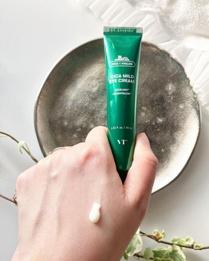 CICA マイルドアイクリーム/VT/アイケア・アイクリームを使ったクチコミ(4枚目)