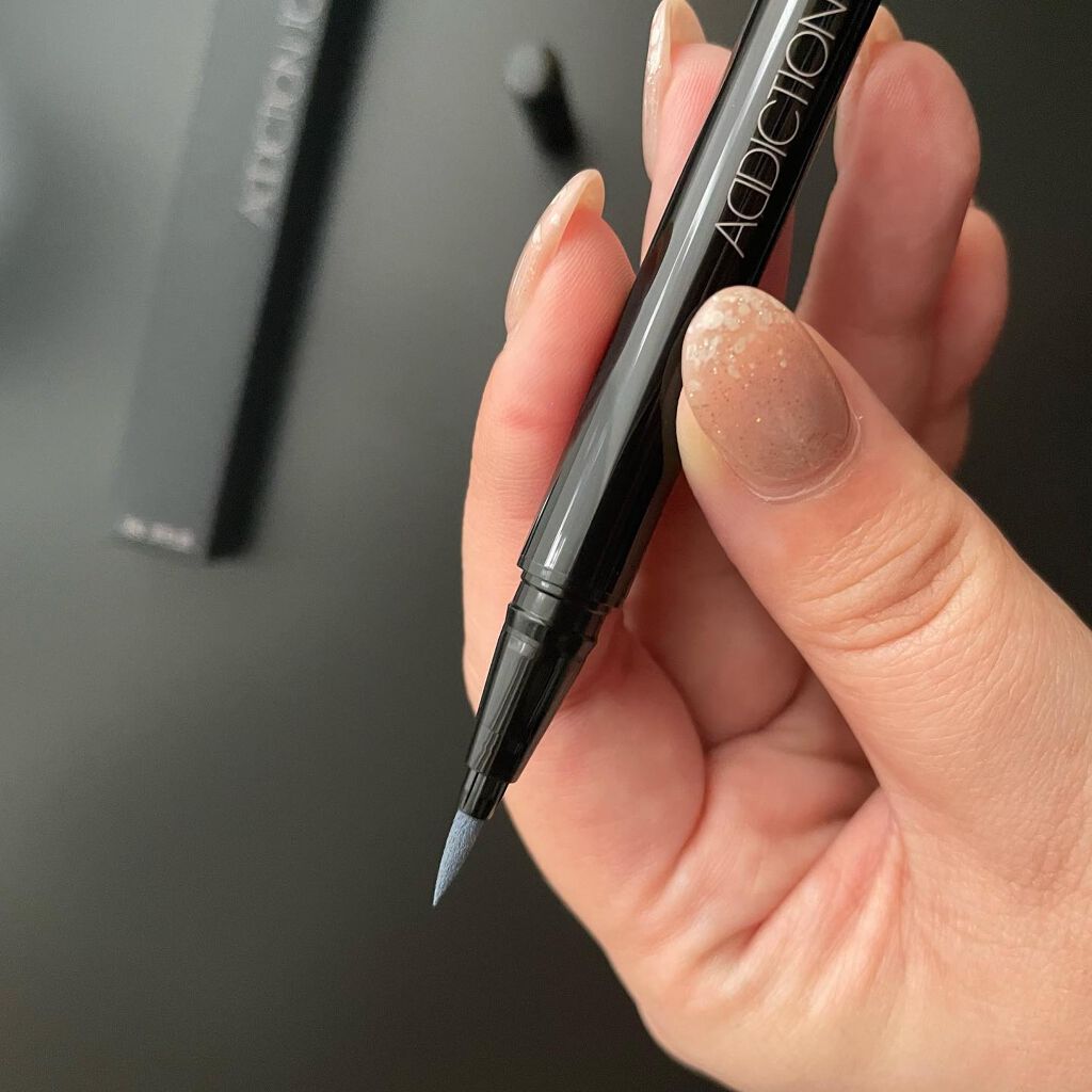 ADDICTION ザ カラー リキッド アイライナーのクチコミ「ADDICTION 
ザ カラー リキッド アイライナー 
103 Dusty Sky
・くっ.....」（2枚目）