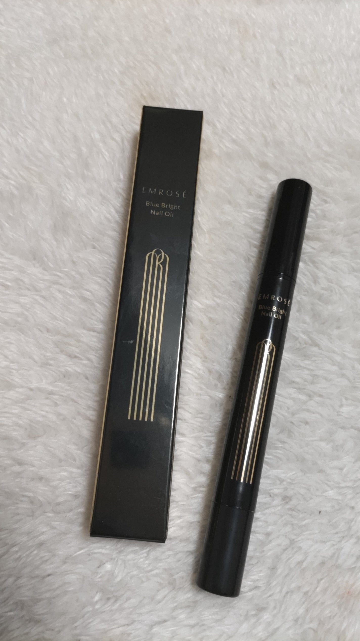 ブルーブライトネイルオイル/EMROSÉ/ネイルオイル・トリートメントを使ったクチコミ(1枚目)
