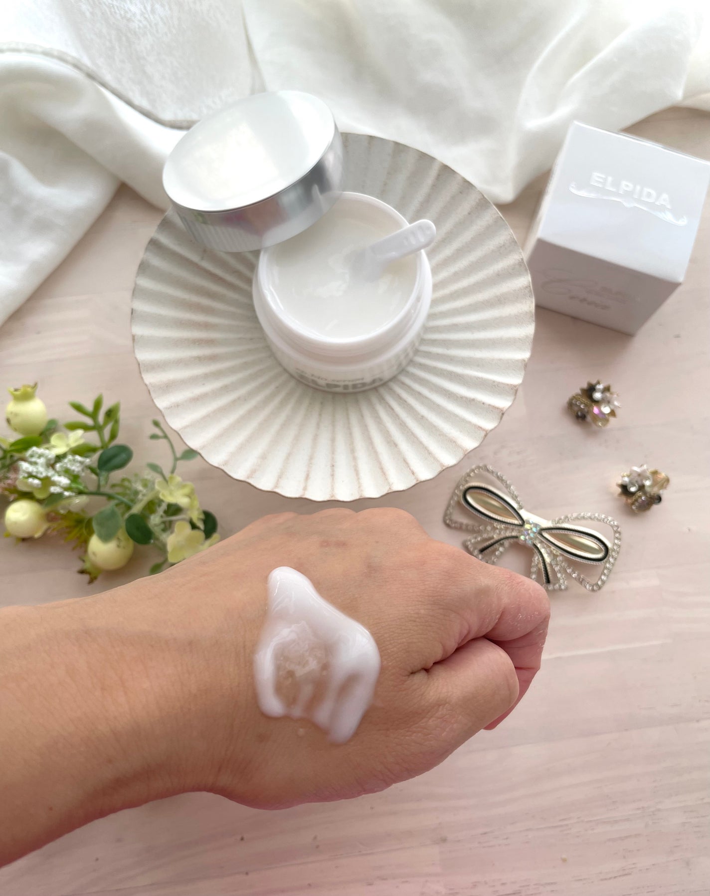 エルピダ セリア/ELPIDA/フェイスクリームを使ったクチコミ(3枚目)