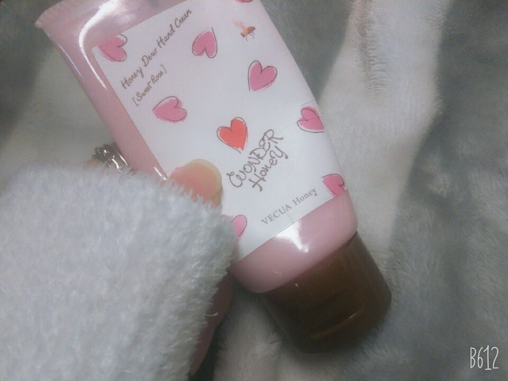 ワンダーハニー とろとろハンドクリーム スイートロゼ/VECUA Honey/ハンドクリームを使ったクチコミ(1枚目)