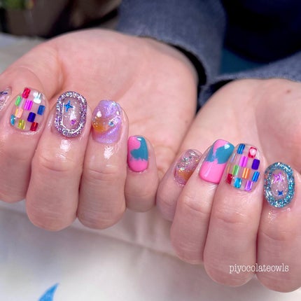 ぴよこれいと  あうるす on LIPS 「ギラギラでグリッター感。そしてハンギョドンを付けたいと言うオー..」(3枚目)