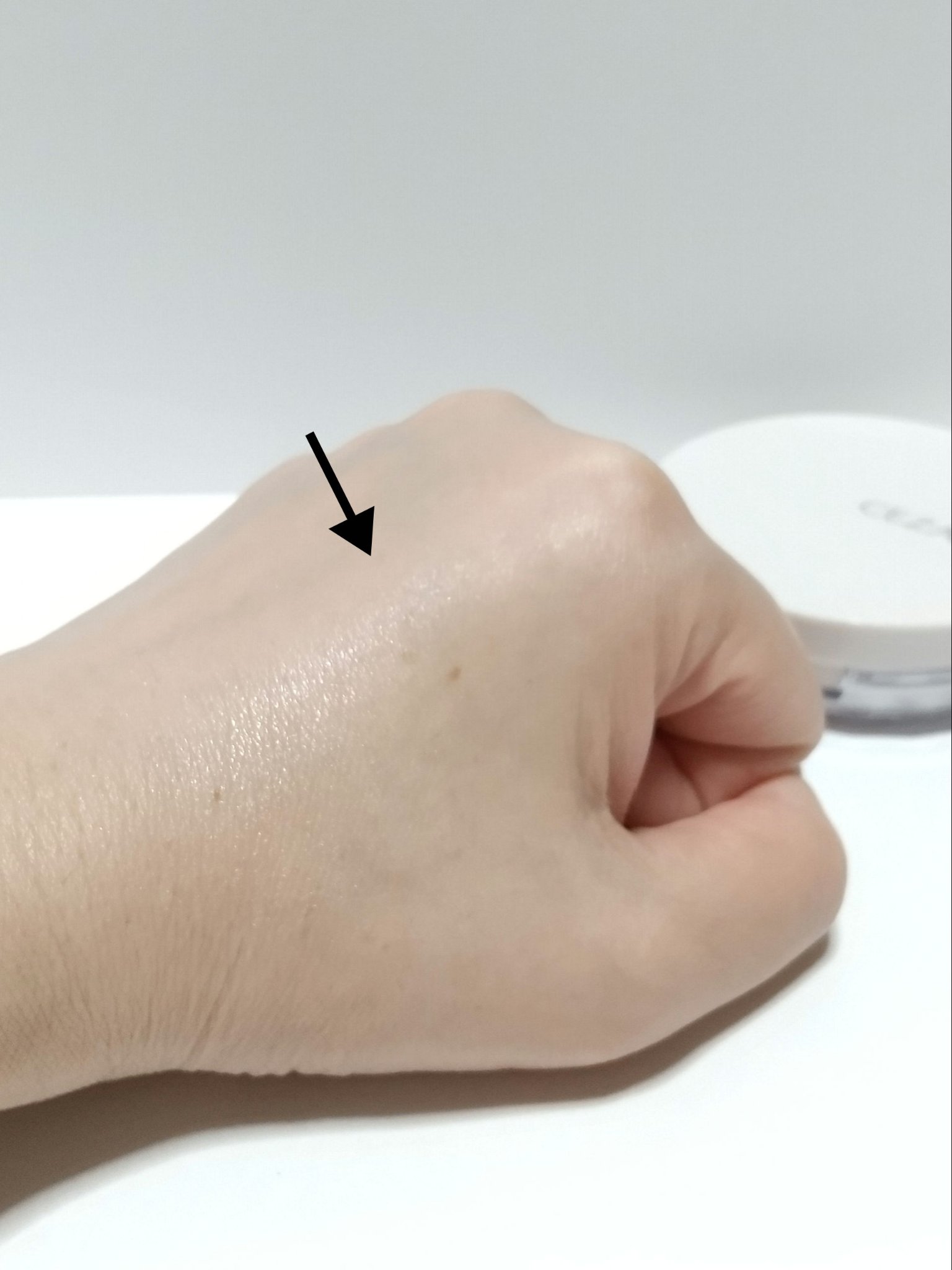 毛穴レスパウダー/CEZANNE/プレストパウダーを使ったクチコミ（2枚目）