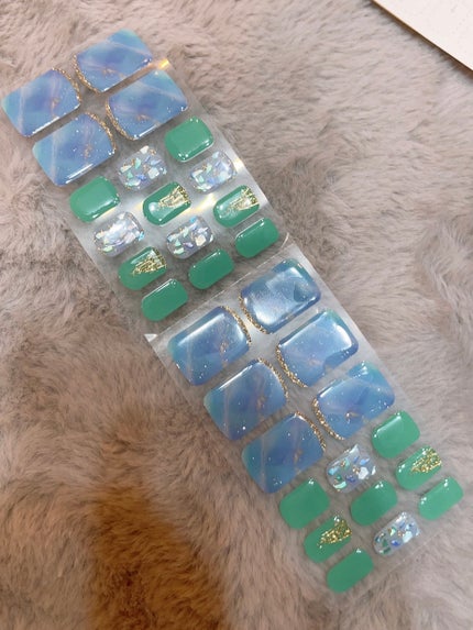 セミキュアジェルネイル フット用/LYSD’OR/ネイルシールを使ったクチコミ(2枚目)