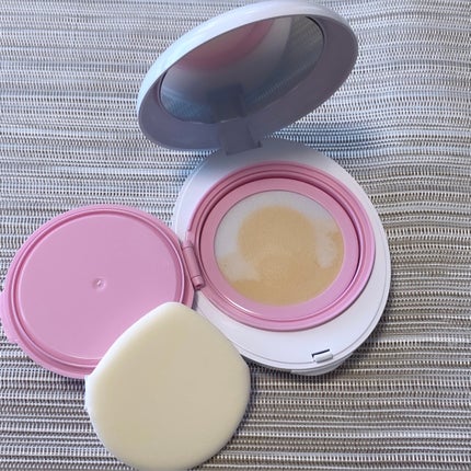 デューイーメッシュファンデーション/ASUNE /クッションファンデーションを使ったクチコミ(4枚目)