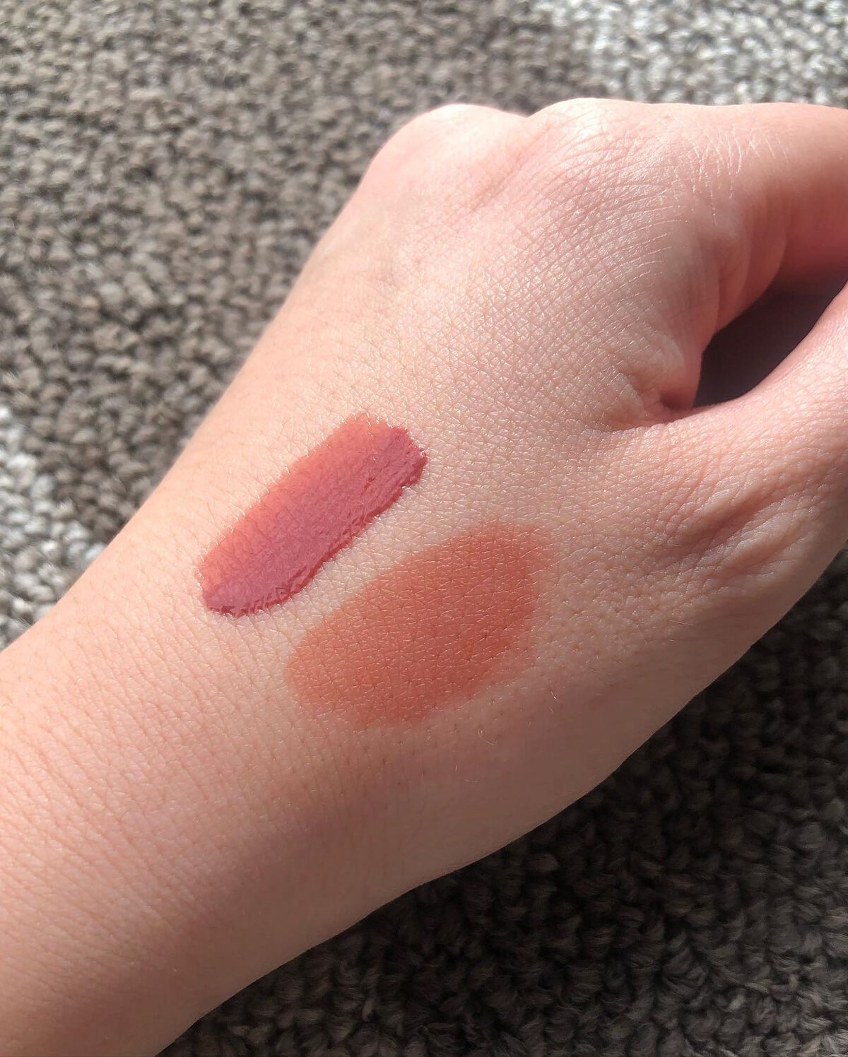 ジェリーイングヌードグロス 301 フィグリング/Laka/リップグロスを使ったクチコミ（2枚目）