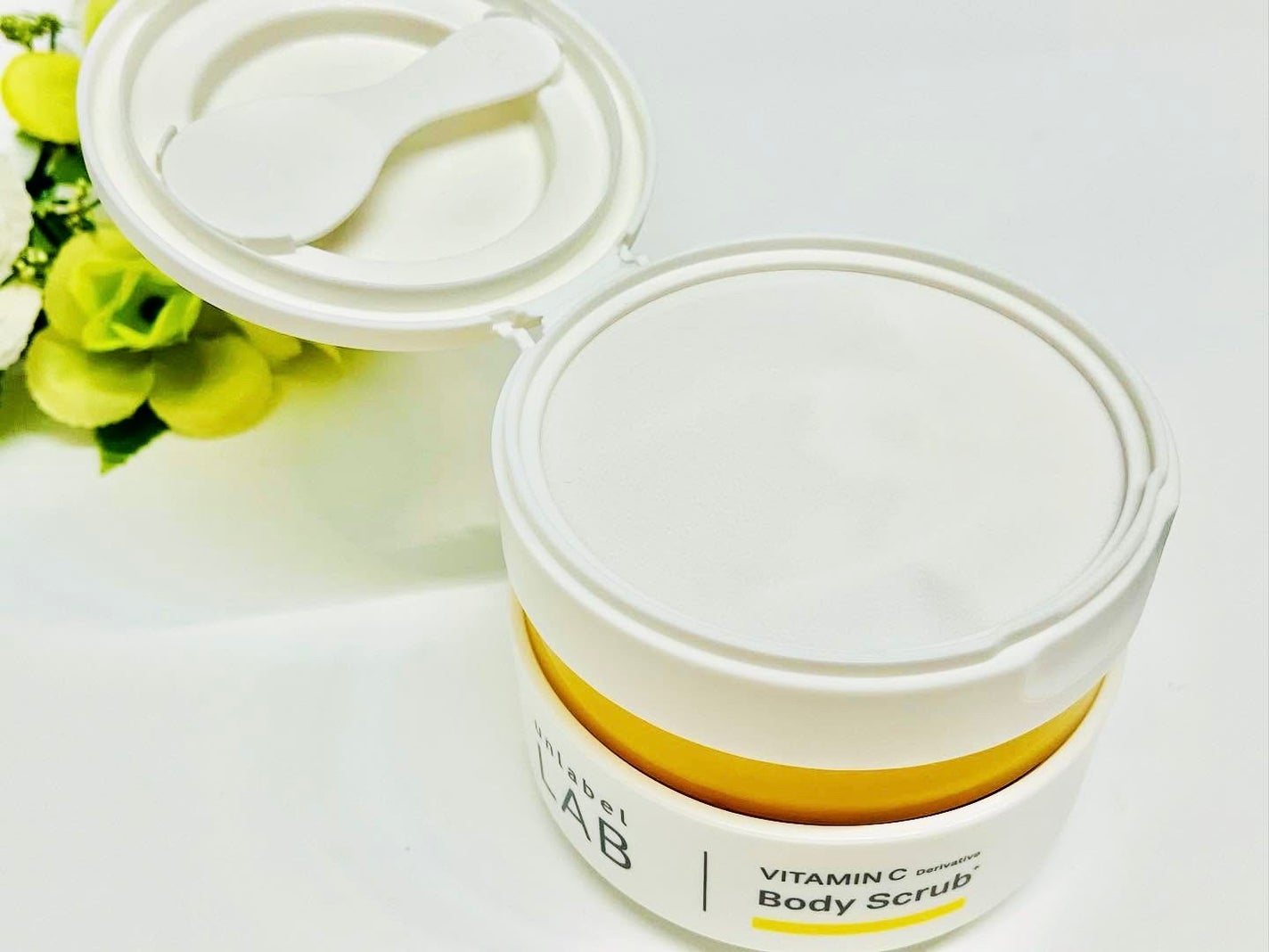 V クリーミーモイスト ボディスクラブ/unlabel/ボディスクラブを使ったクチコミ(2枚目)