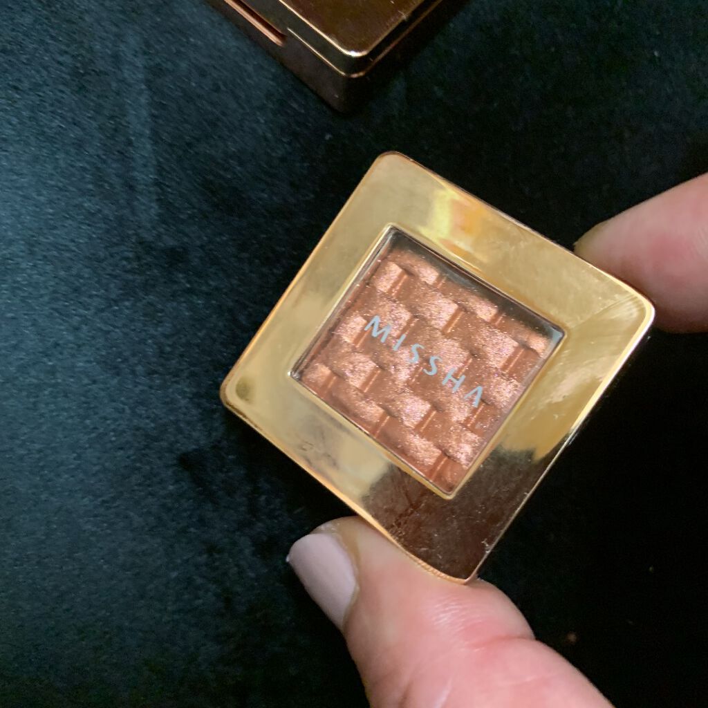 モダンアイシャドウ イタルプリズム/MISSHA/単色アイシャドウを使ったクチコミ（3枚目）