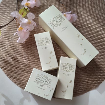 ふわふわ泡クレンジング(ローズマリー)/Herbal Shot/洗顔フォームを使ったクチコミ(1枚目)