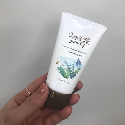 ワンダーハニー とろとろハンドクリーム 水辺のそよ風/VECUA Honey/ハンドクリームを使ったクチコミ(1枚目)