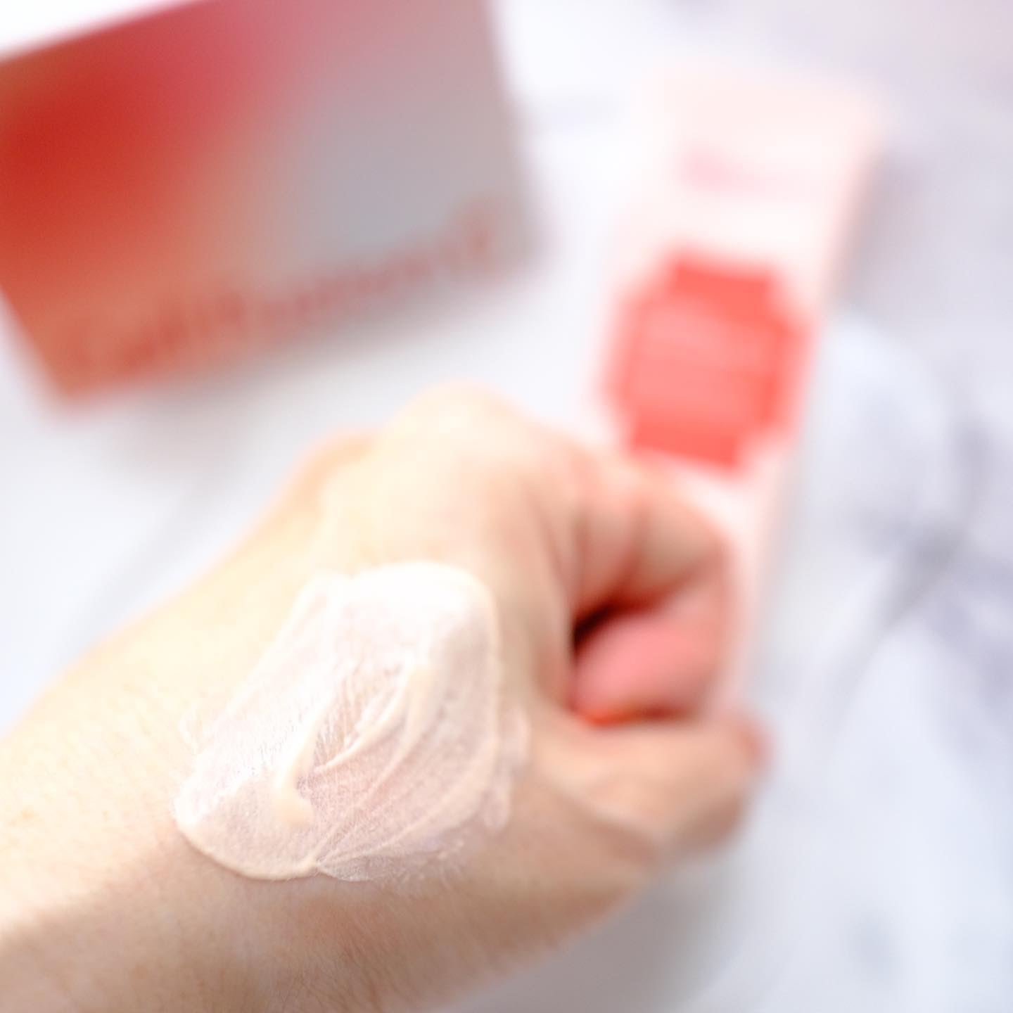 トーニングサンクッション/Cell Fusion C(セルフュージョンシー)/日焼け止めローションを使ったクチコミ（3枚目）