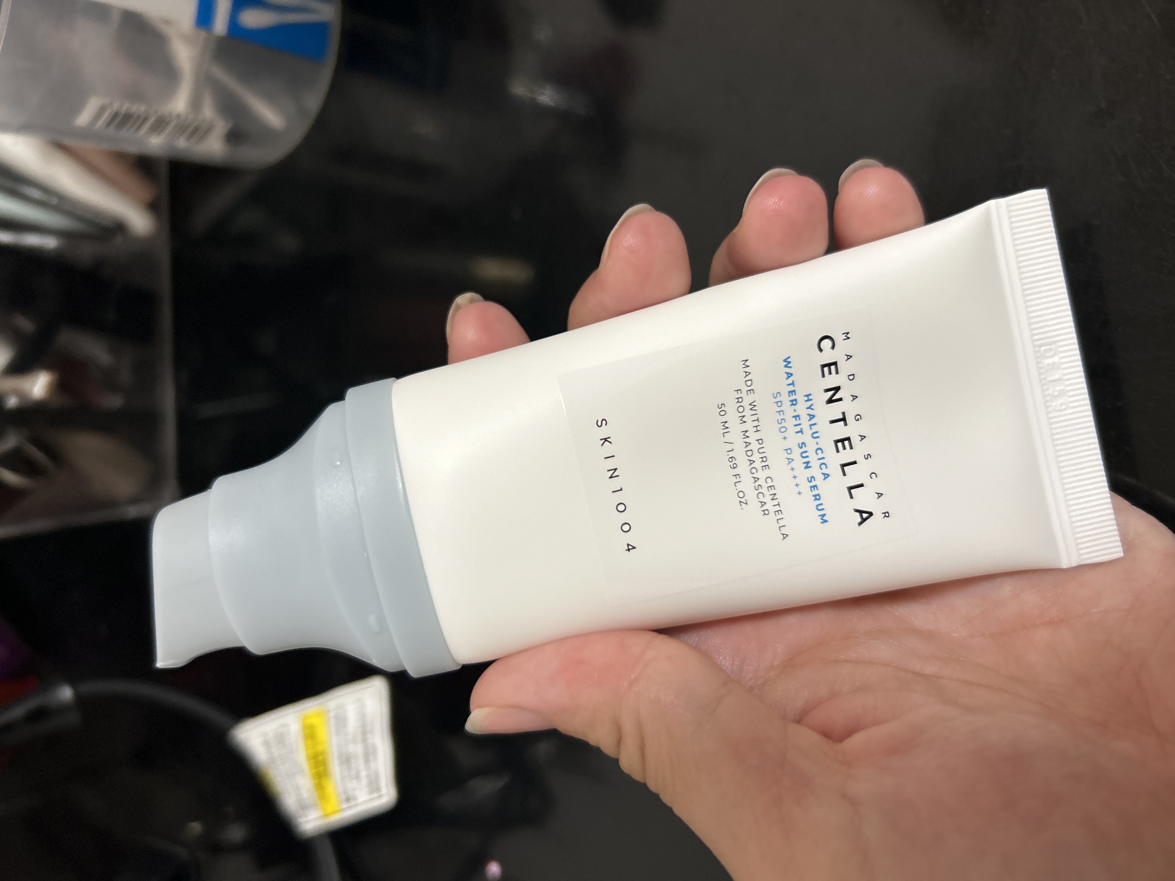 ヒアルーシカ ウォーターフィット サンセラム/SKIN1004/日焼け止めローションを使ったクチコミ（2枚目）