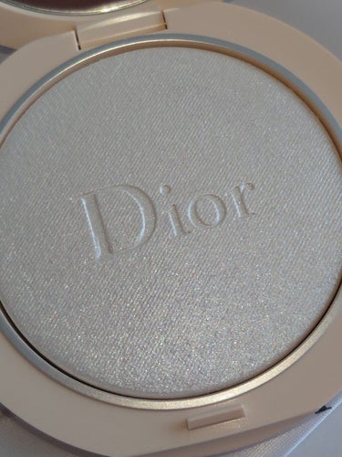 ディオールスキン フォーエヴァー クチュール ルミナイザー/Dior/プレストパウダーを使ったクチコミ（4枚目）