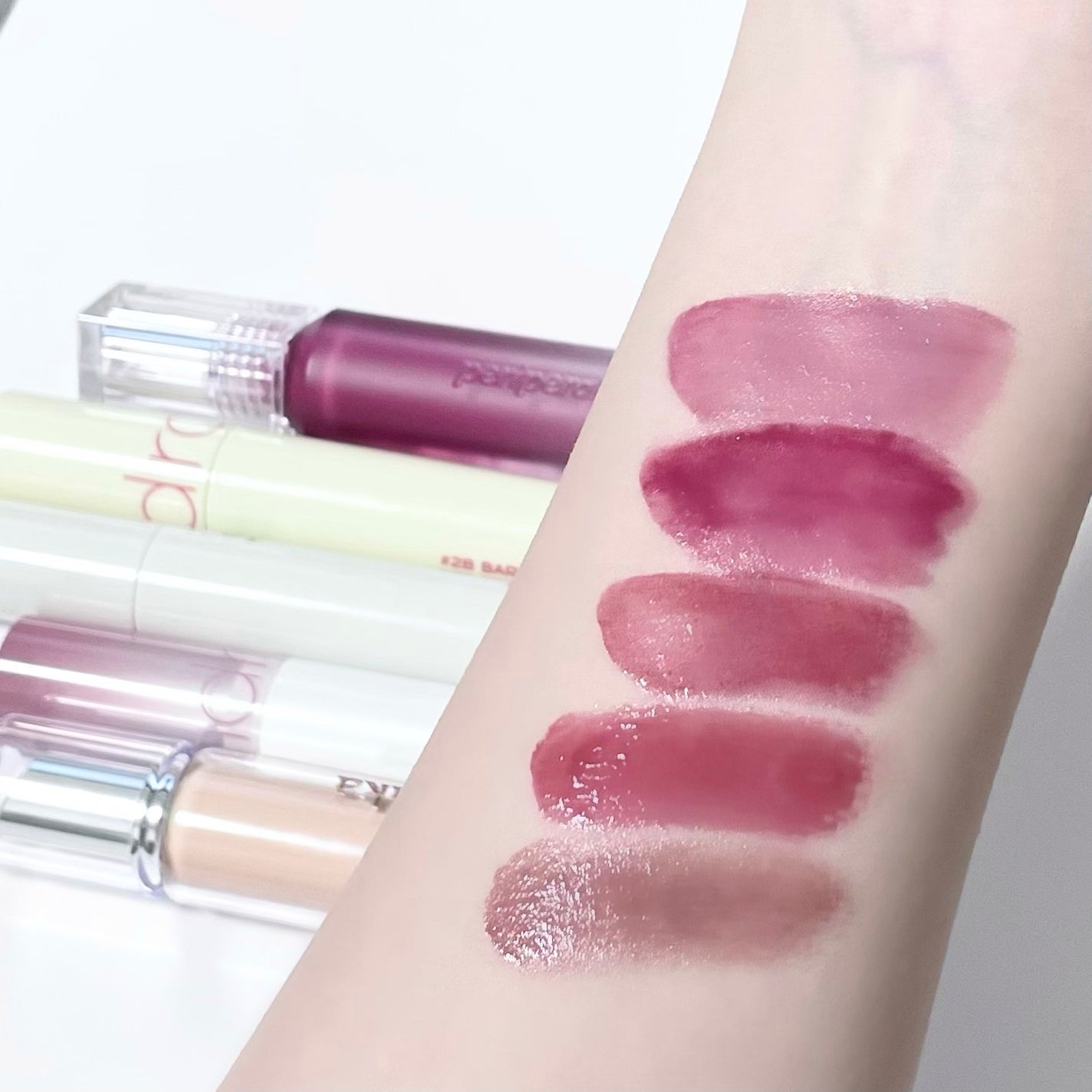 ジューシーラスティングティント/rom&nd/リップティントを使ったクチコミ(3枚目)