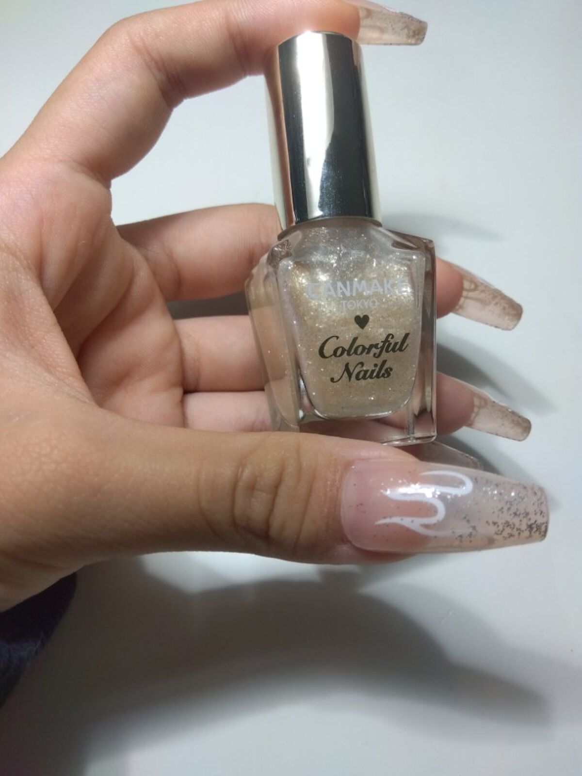 カラフルネイルズ/キャンメイク/マニキュアを使ったクチコミ（2枚目）