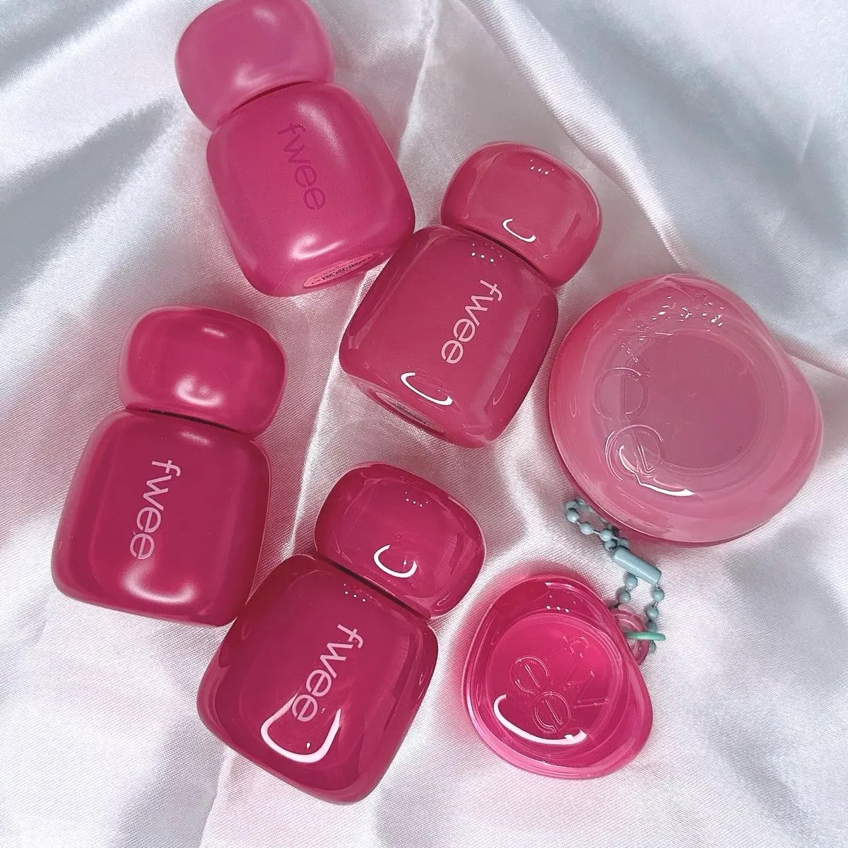 フィー リップアンドチーク グローイジェリーポット/fwee/リップグロスを使ったクチコミ（1枚目）