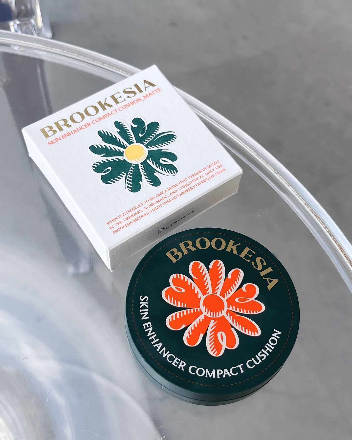 スキンエンハンサー コンパクト クッション (マット)/BROOKESIA/クッションファンデーションを使ったクチコミ(1枚目)