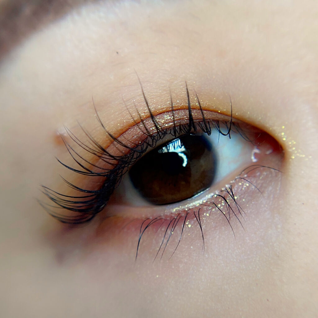 ダズルシャドウ/M・A・C/単色アイシャドウを使ったクチコミ（2枚目）