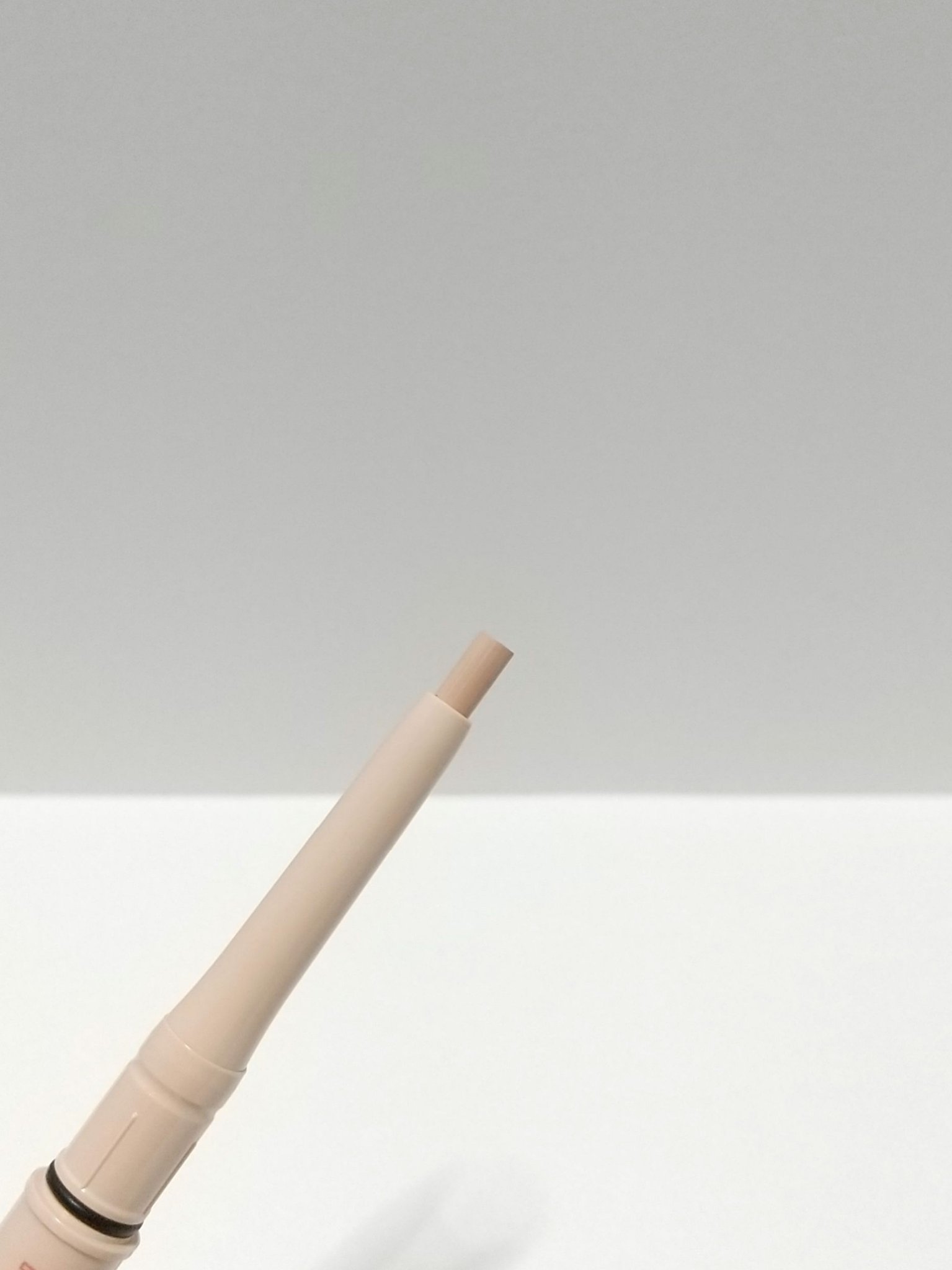 描くアイゾーンコンシーラー/CEZANNE/ペンシルコンシーラーを使ったクチコミ（2枚目）