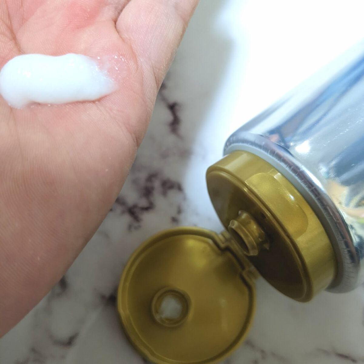 髪のキメ美容バリアトリートメント/エッセンシャル/洗い流すヘアトリートメントを使ったクチコミ(5枚目)