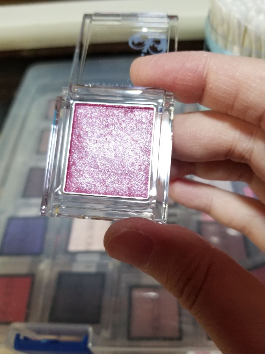 プリズム パウダーアイカラー/リンメル ロンドン/単色アイシャドウを使ったクチコミ（2枚目）