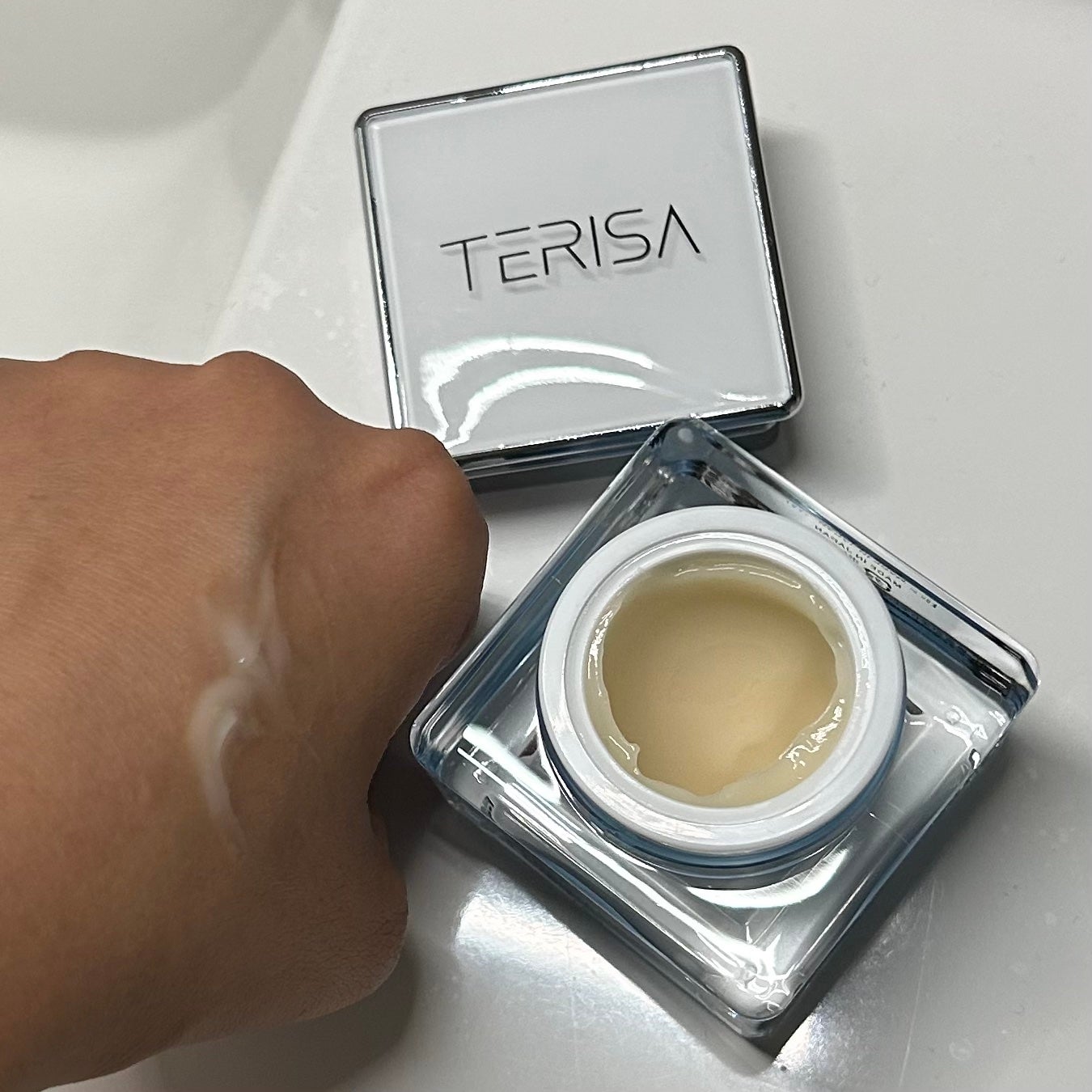 ブライトニングアイクリーム/TERISA/アイケア・アイクリームを使ったクチコミ(4枚目)