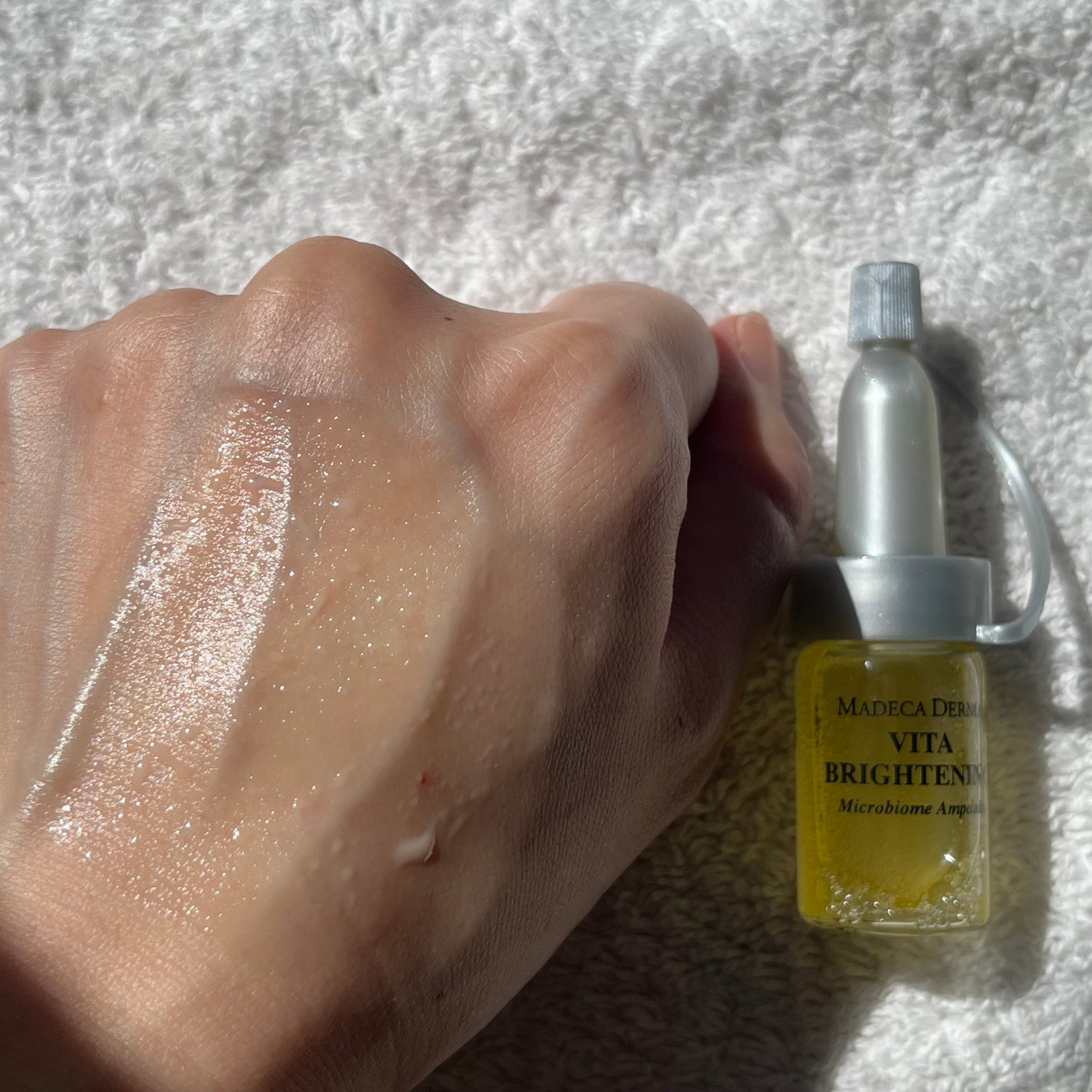 ビタブライトニング マイクロバイオームアンプル/マデカダーマ/美容液を使ったクチコミ(9枚目)