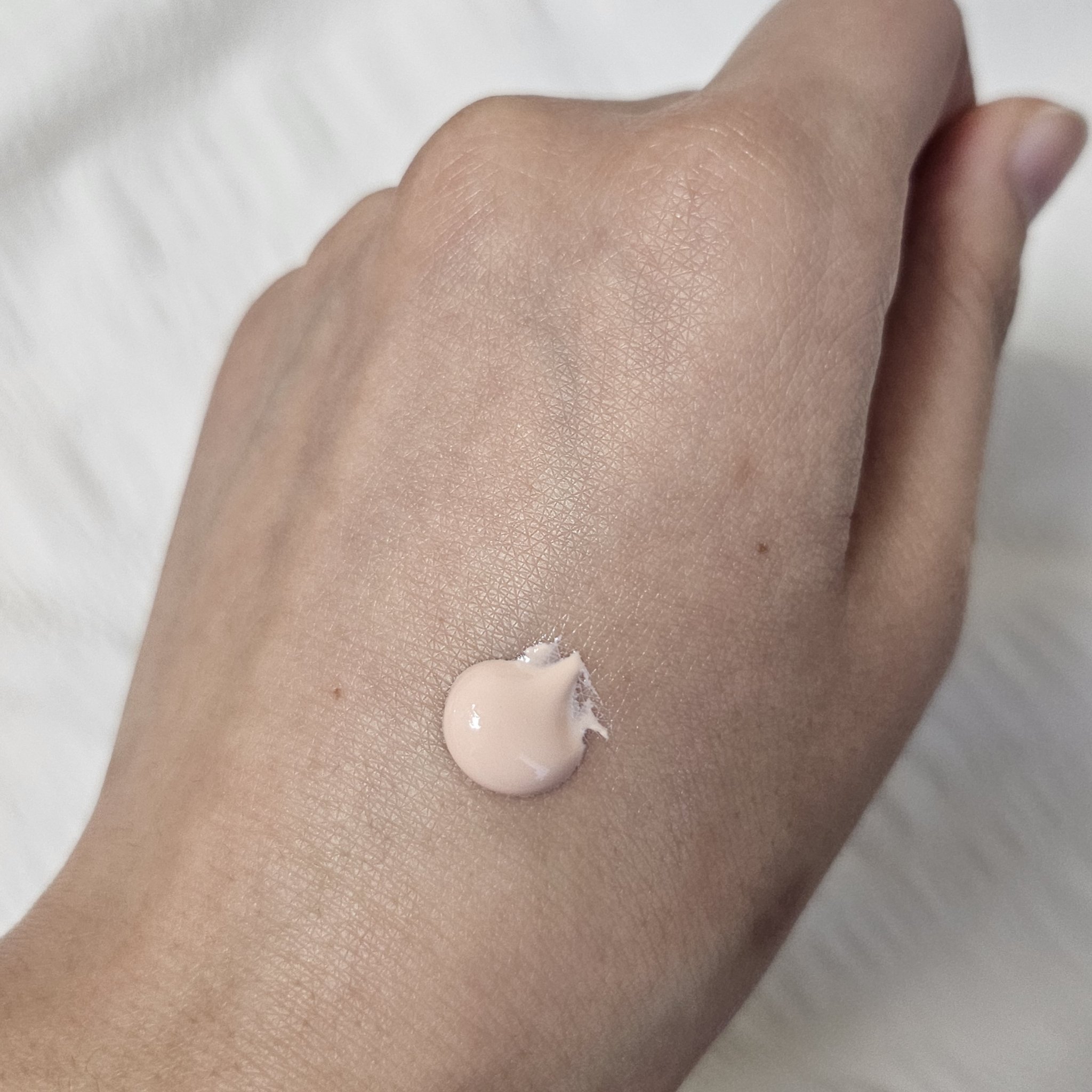 ウォータフルトーンアップサンクリーム/ダルバ/日焼け止めクリームを使ったクチコミ（2枚目）