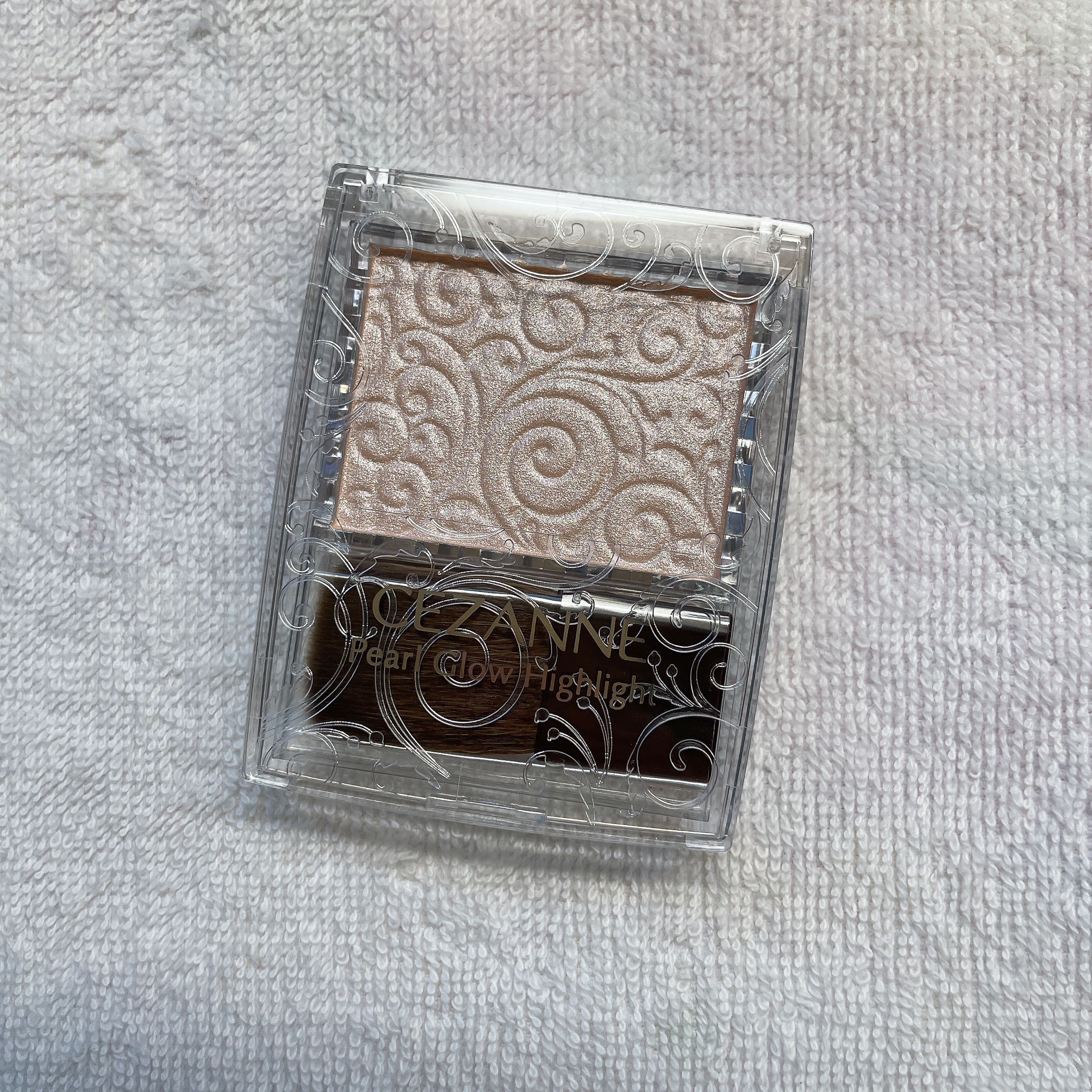 パールグロウハイライト/CEZANNE/パウダーハイライトを使ったクチコミ（2枚目）