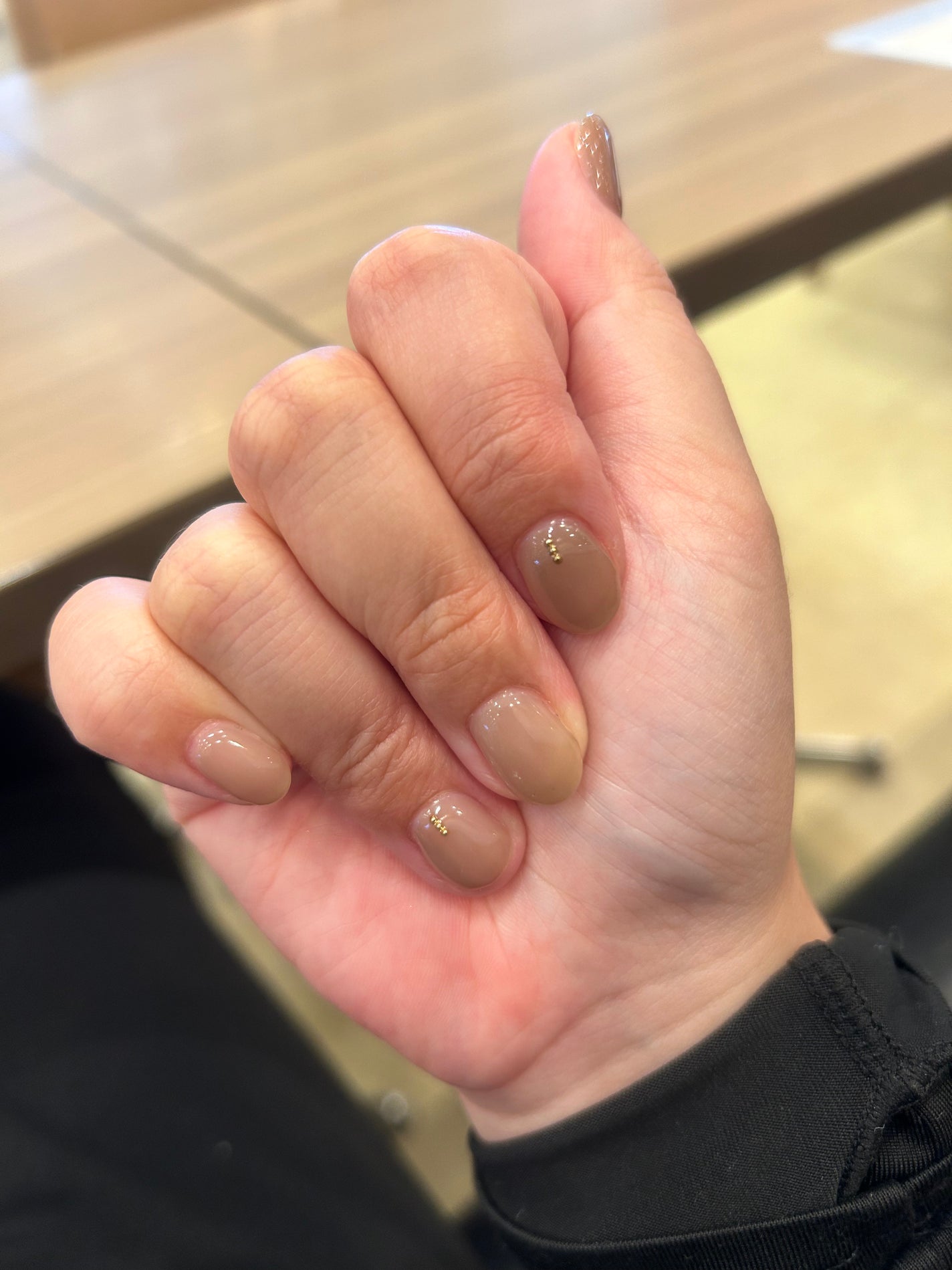 ちよこ on LIPS 「ネイルチェンジ💅ココアブラウンにしたら過去一お気に入りかもレベ..」(1枚目)