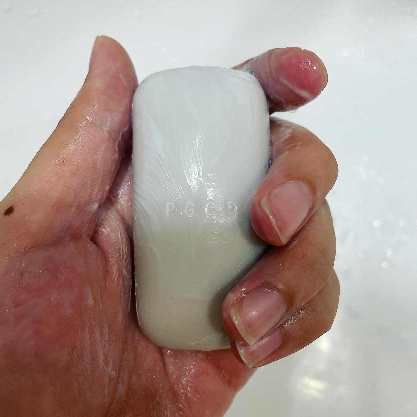 サボンクレール/P.G.C.D.(ペー・ジェー・セー・デー)/洗顔石鹸を使ったクチコミ(2枚目)