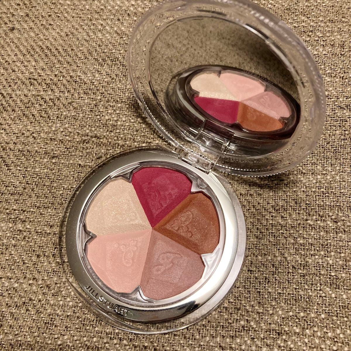 ジルスチュアート ブルーム ミックスブラッシュ コンパクト/JILL STUART/パウダーチークを使ったクチコミ(1枚目)