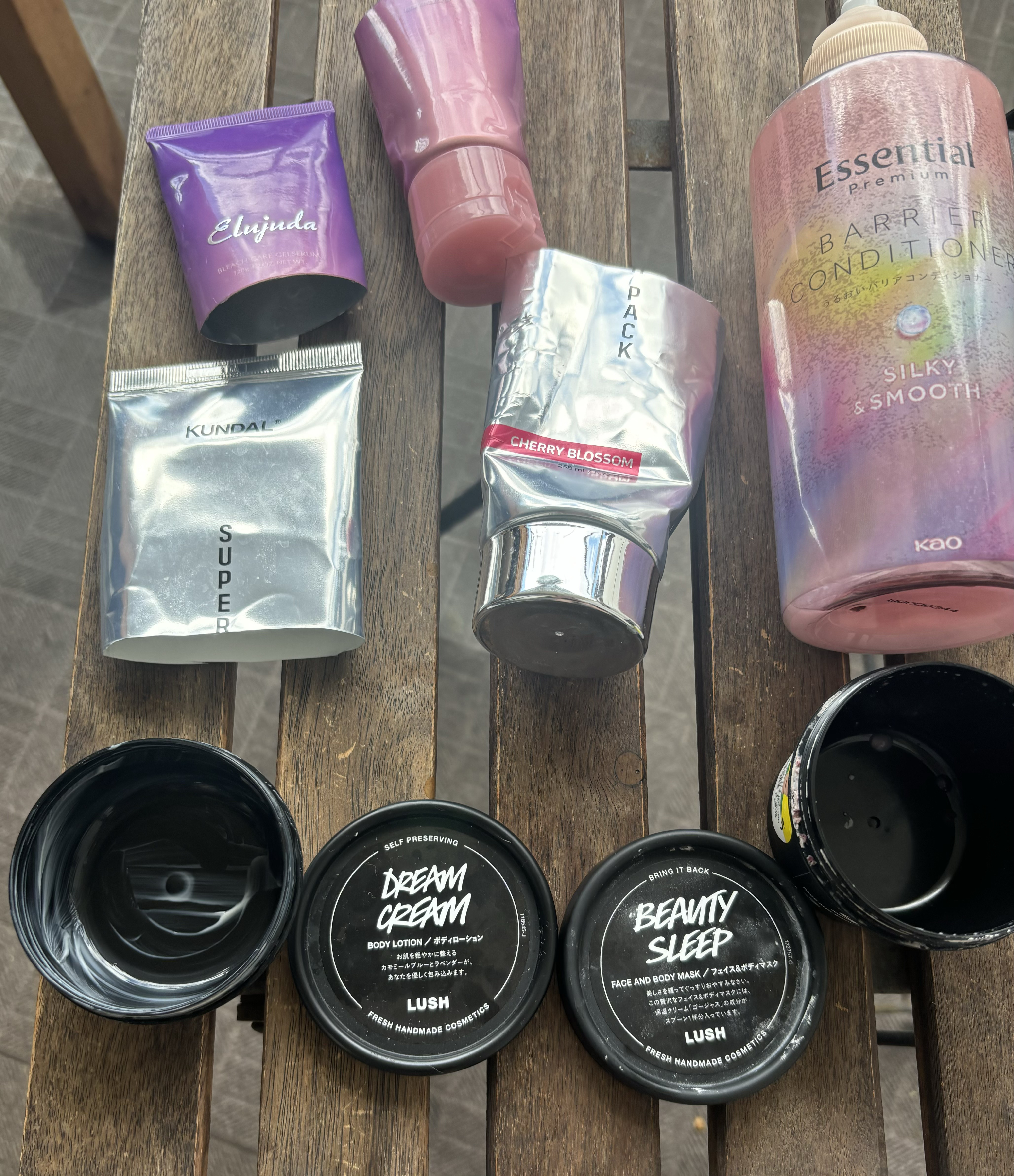 ラッシュ lush ヴァルキリー コンディショナーセット 限定シャンプー・コンディショナー】ヴァルキリー｜ラッシュの