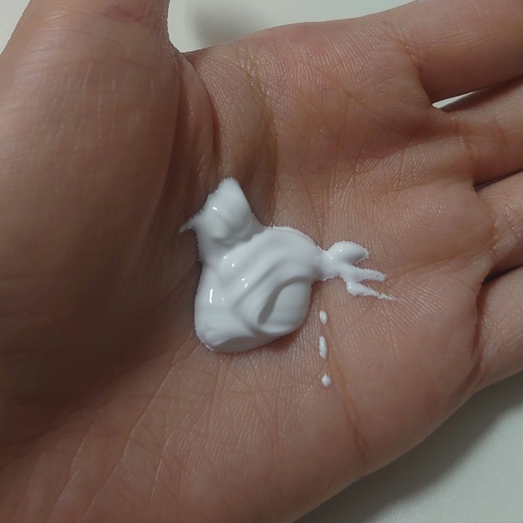 ホワイトニングドレストーンアップクリーム/COSNORI/化粧下地を使ったクチコミ(2枚目)