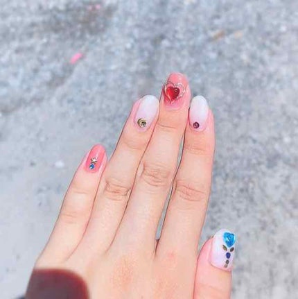 カラフルネイルズ/キャンメイク/マニキュアを使ったクチコミ(1枚目)